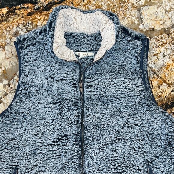 NWT Francesca's Collections Mi Ami Dark Teal Blue Soft Wubby Vest - SIZE LARGE - Picture 3 of 6